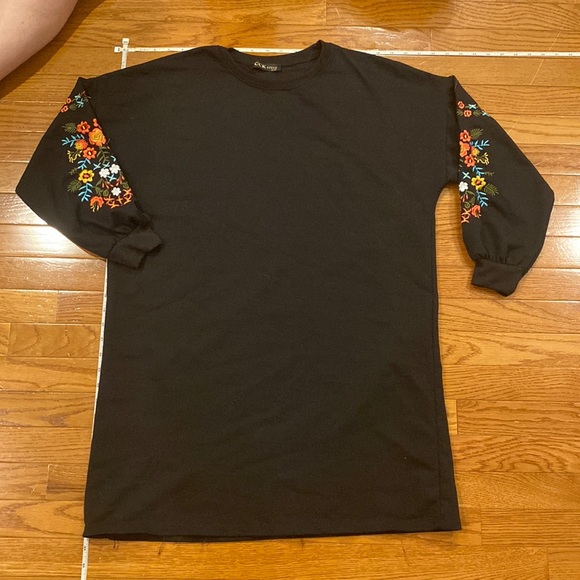 Long, puff sleeve sweatshirt top/dress/tunic style top - Picture 1 of 7